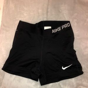 Nike pro size m